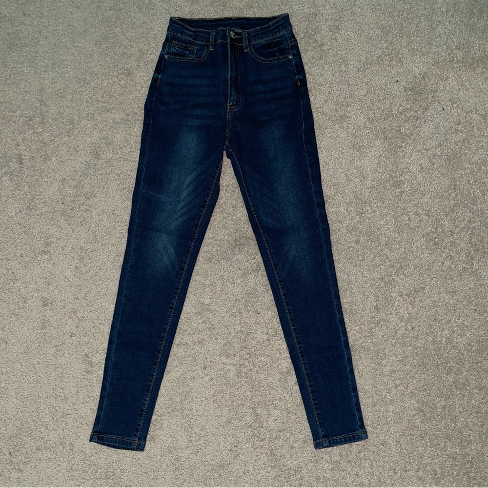 SHEIN Xs Women’s High Rise Dark Wash Skinny Jeans